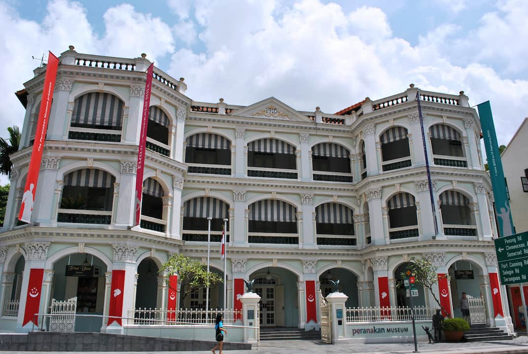 Must-Visit Art & National Museums in Singapore Peranakan Museum